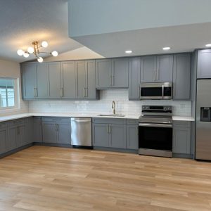 Maintenance and cleaning of pendant lighting fixtures