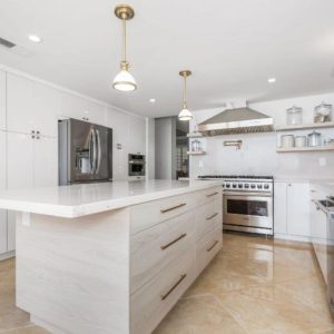 Popular trends in kitchen design and layout